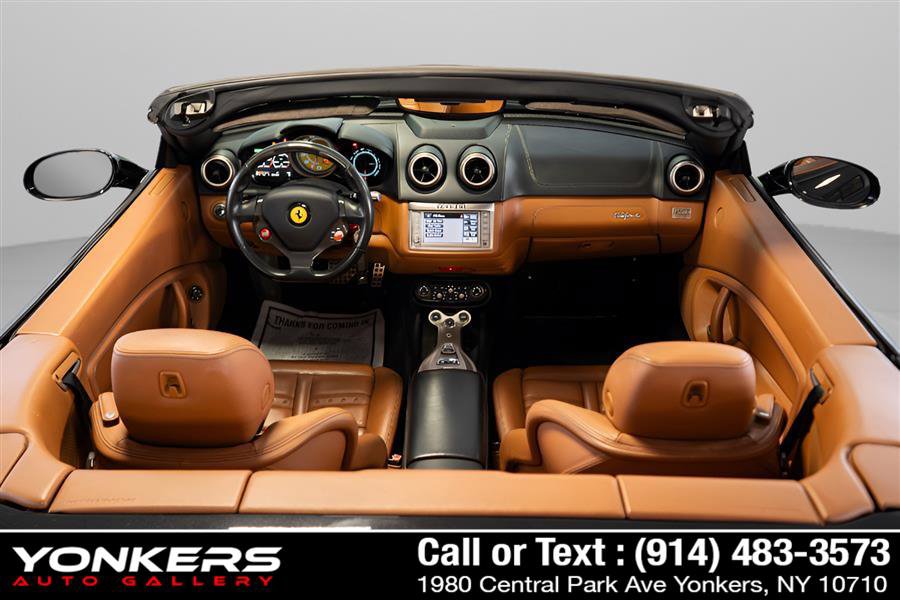 Used 2010 Ferrari California RWD image 42