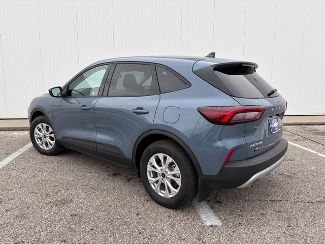 New 2026 Ford Escape Active w/ Cold Weather Package AWD/4WD image 4