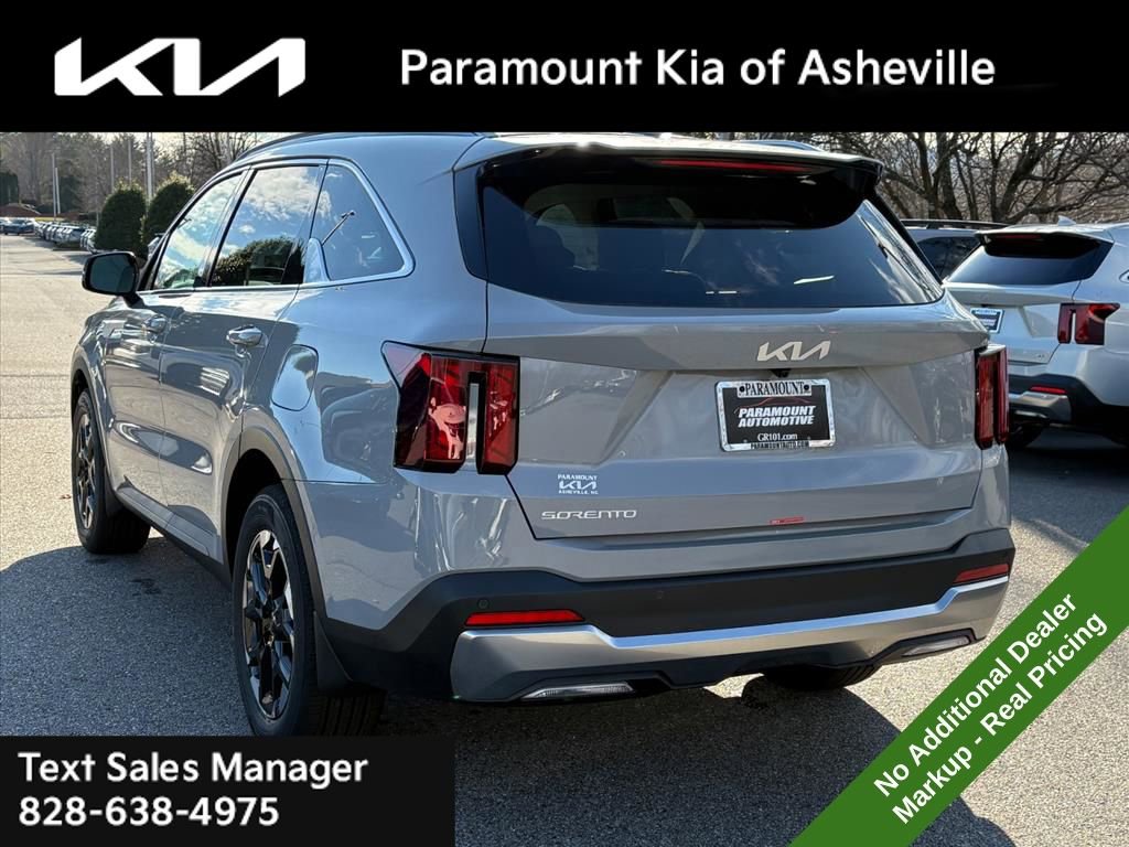 New 2026 Kia Sorento S image 4