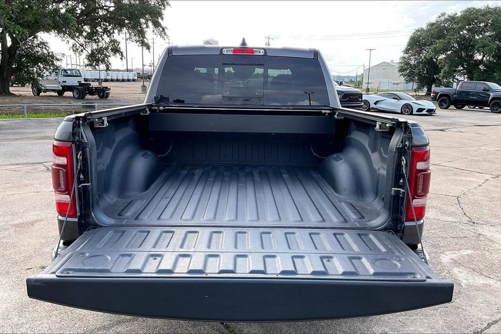 Used 2022 RAM 1500 Laramie AWD/4WD image 34