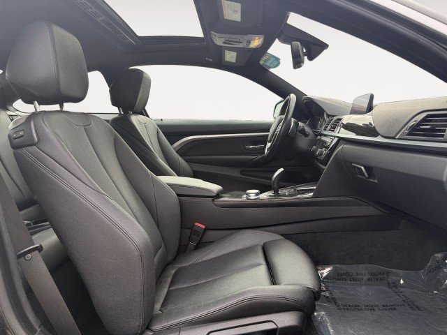 Used 2020 BMW 430i xDrive Coupe w/ Convenience Package image 12