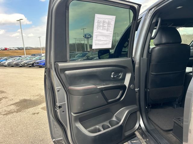 Used 2021 Nissan Titan PRO-4X w/ Pro-4x Convenience Package AWD/4WD image 41