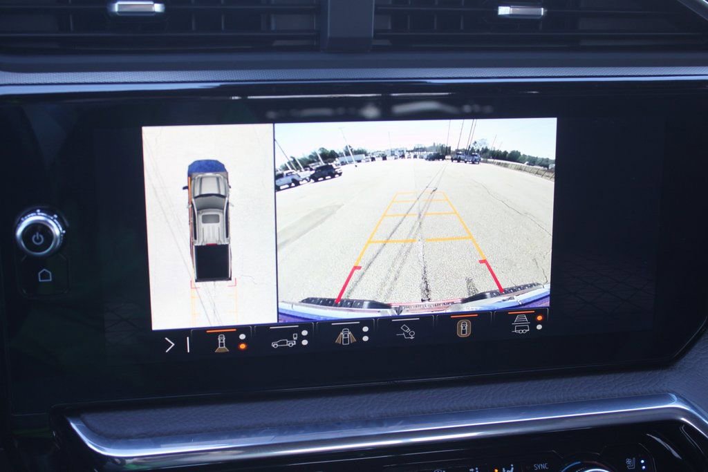 Used 2024 GMC Sierra 1500 Denali AWD/4WD image 18
