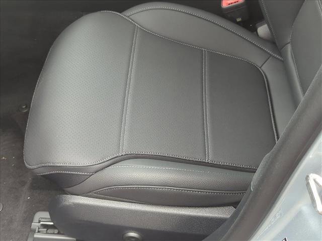 Used 2024 Mercedes-Benz C 300 4MATIC Sedan image 4