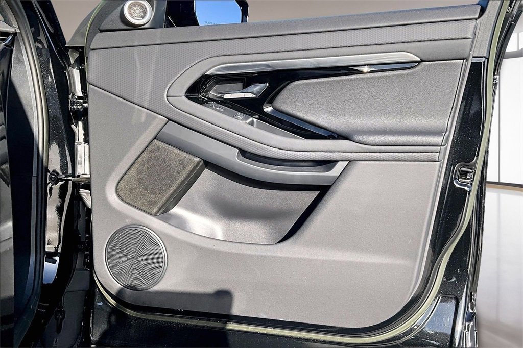 Certified 2023 Land Rover Range Rover Evoque R-Dynamic S image 26