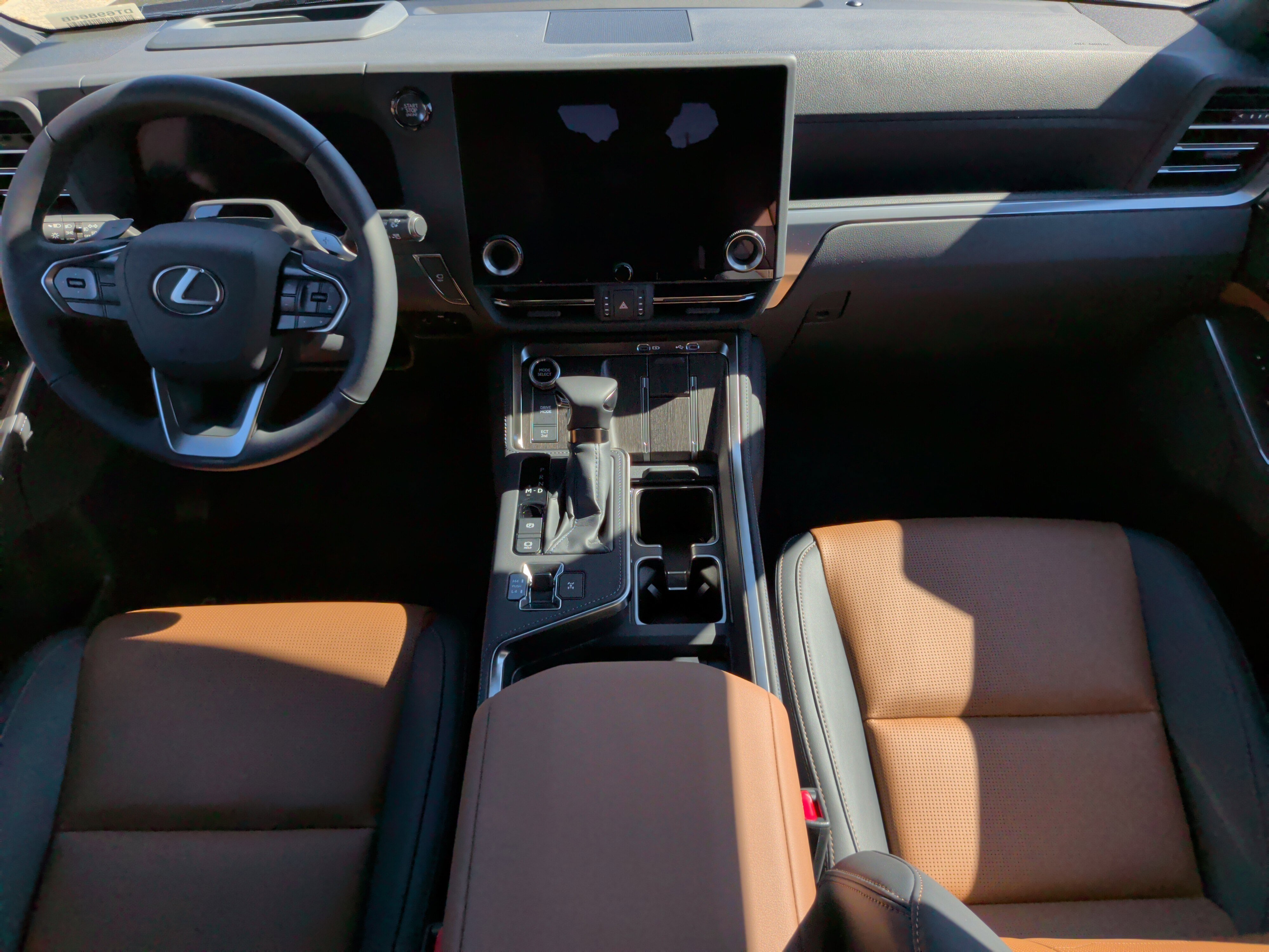 Used 2026 Lexus GX 550 w/ Accessory Package (2T) image 31