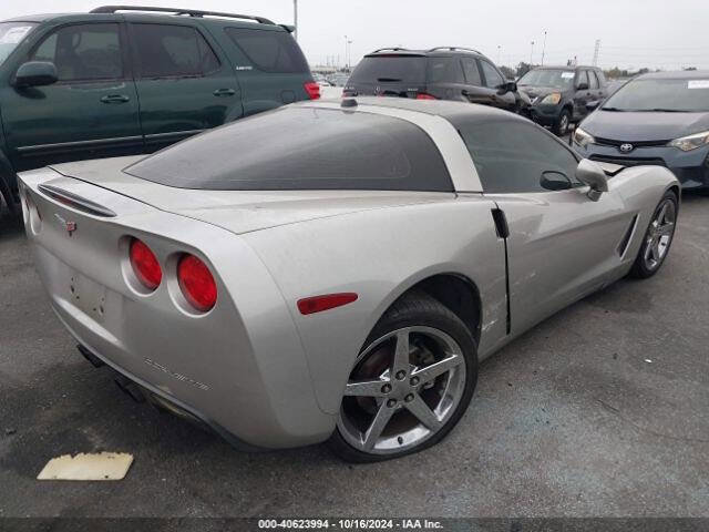 Used 2005 Chevrolet Corvette Coupe w/ Preferred Equipment Group image 21