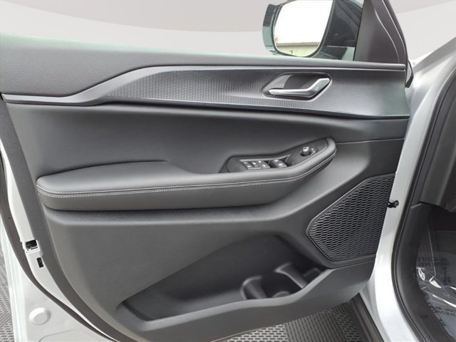 New 2025 Jeep Grand Cherokee 4WD image 9