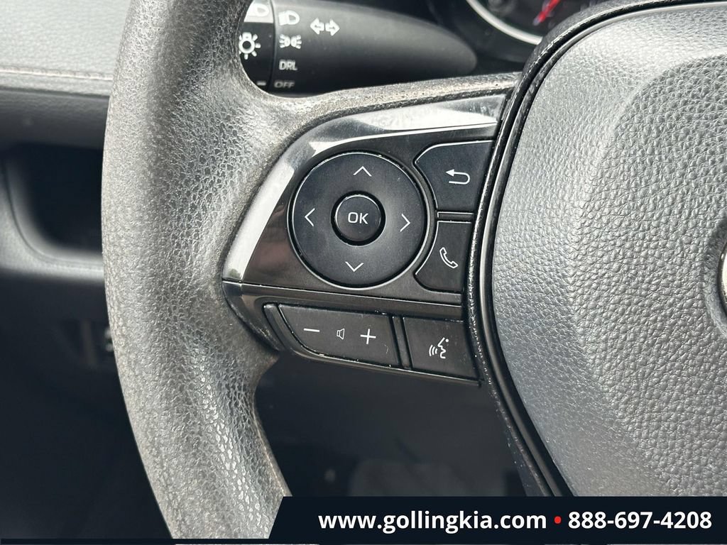 Used 2022 Toyota RAV4 LE AWD/4WD image 21