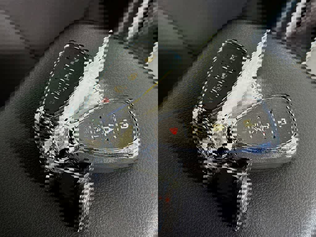 Used 2021 Chevrolet Malibu RS FWD image 21