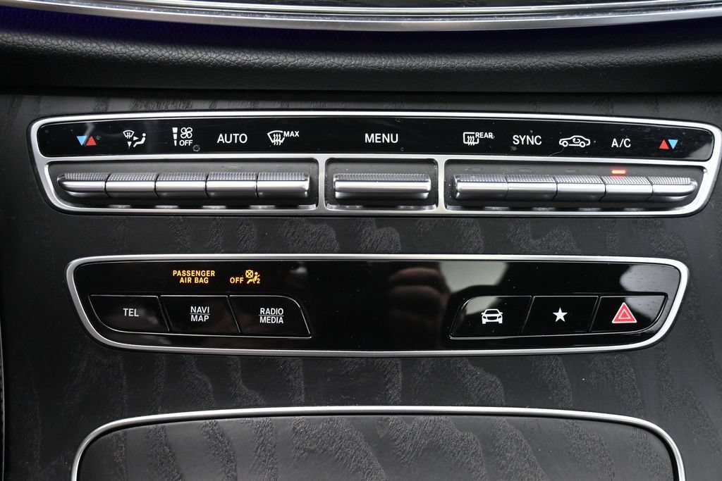 Used 2021 Mercedes-Benz E 350 4MATIC Sedan w/ Premium Package image 16