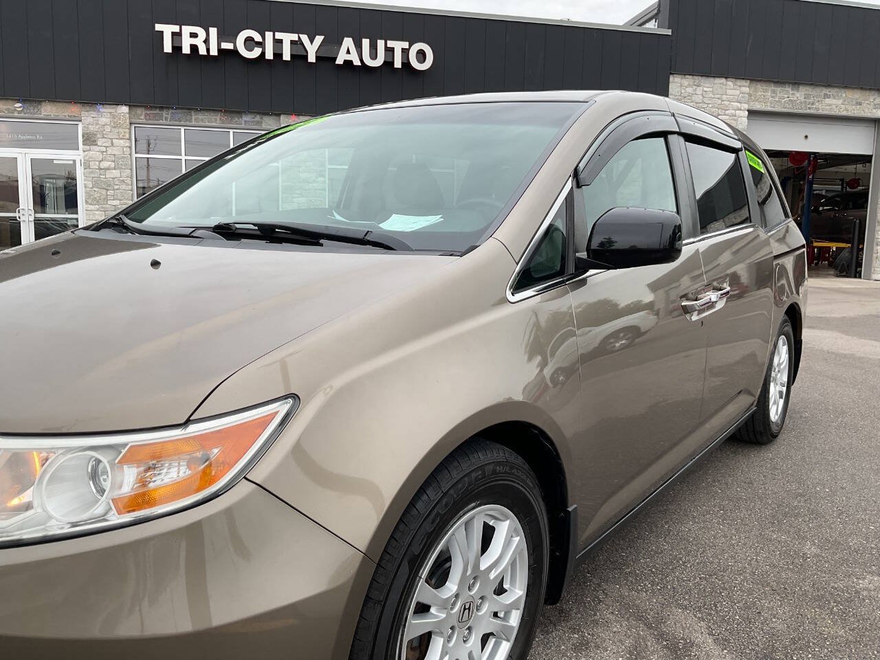 Used 2012 Honda Odyssey EX-L image 2