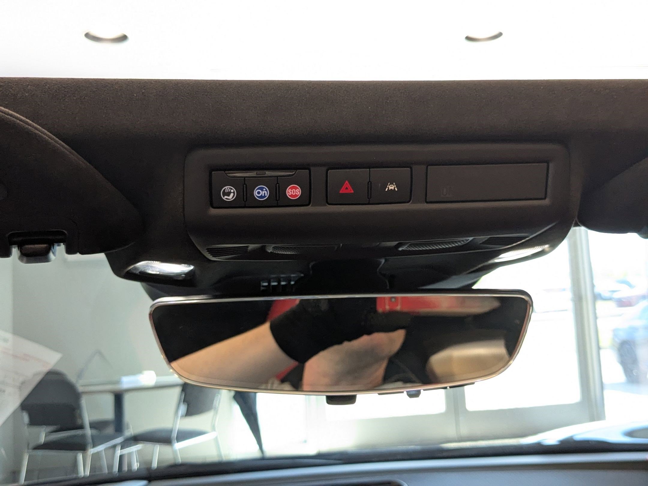 Used 2024 Chevrolet Corvette Stingray Premium Conv w/ Z51 Performance Package image 16