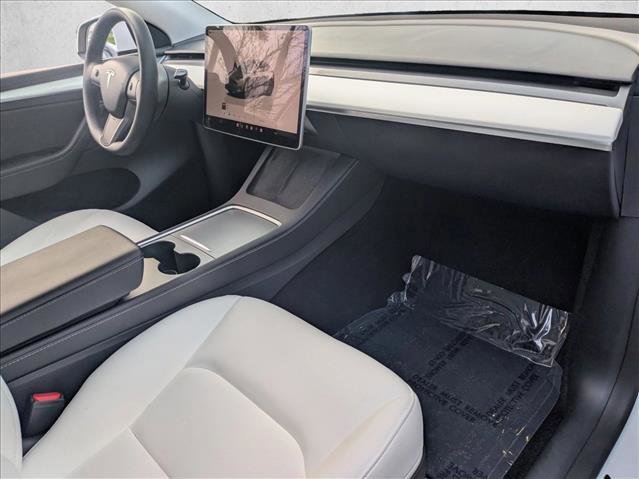 Used 2025 Tesla Model Y Long Range image 21