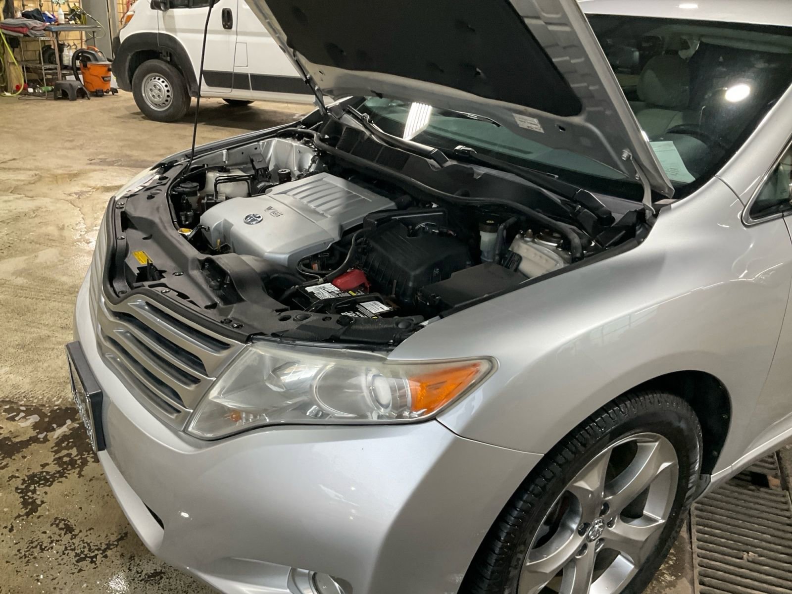 Used 2010 Toyota Venza AWD image 28