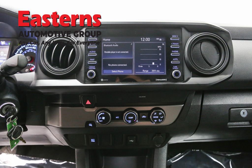 Used 2022 Toyota Tacoma SR image 12