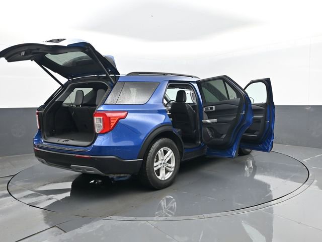 Used 2022 Ford Explorer XLT w/ Equipment Group 202A image 35