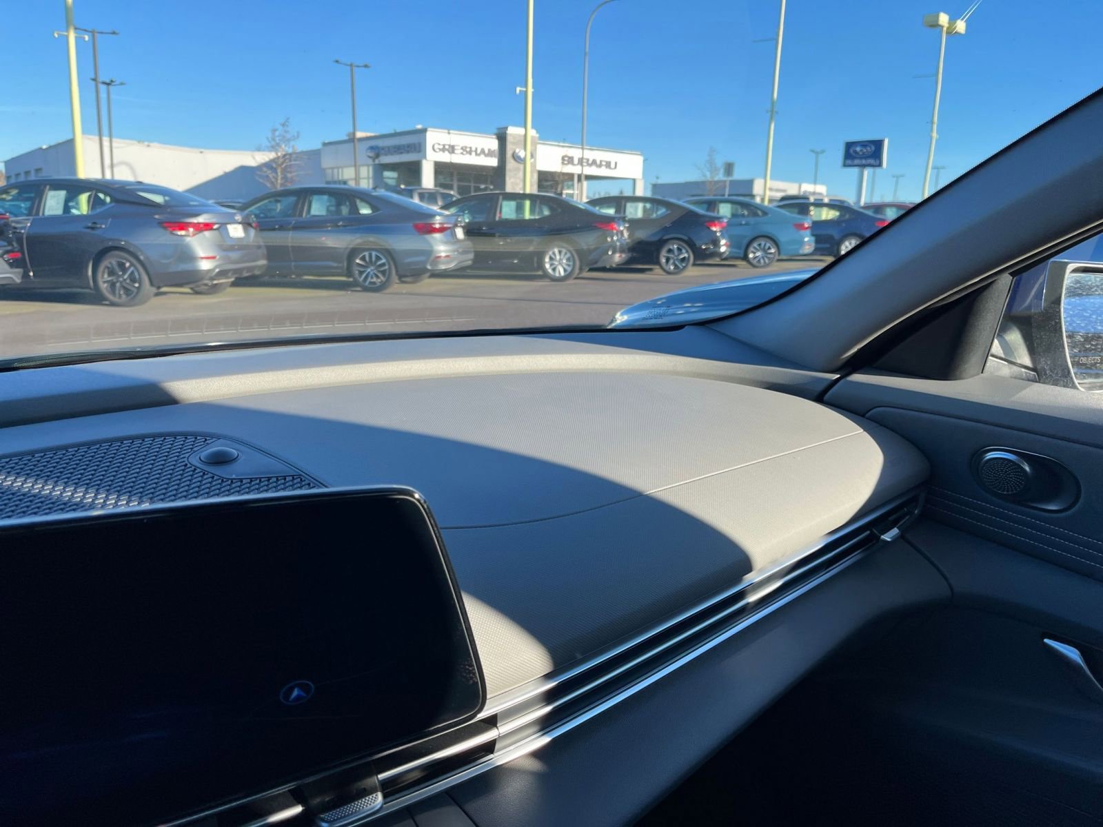 Used 2025 Hyundai Elantra SEL image 35