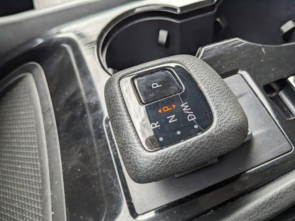Used 2023 Nissan Rogue SV FWD image 30