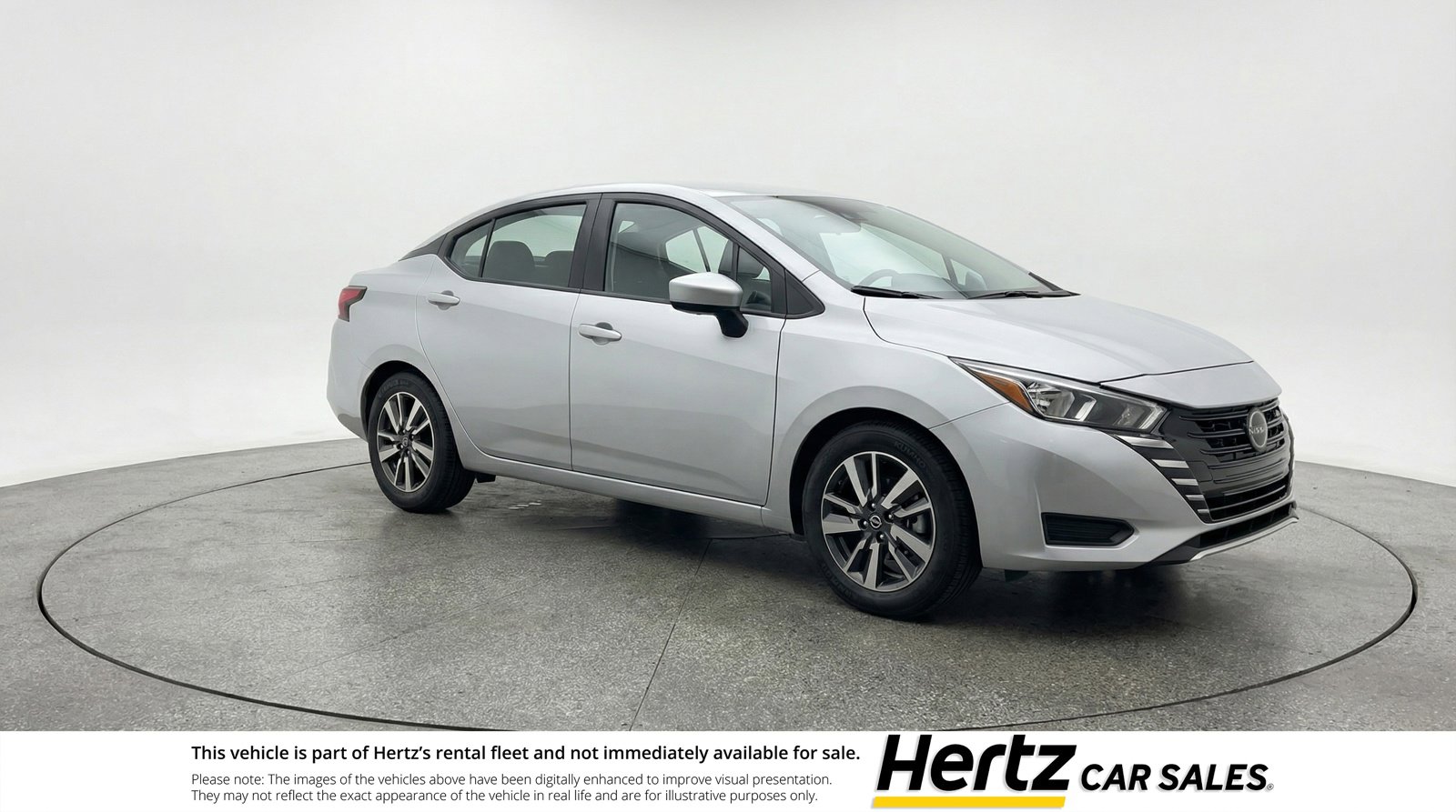 Used 2025 Nissan Versa SV image 1