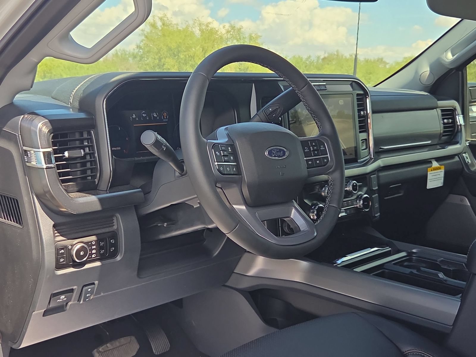 New 2026 Ford F250 Lariat w/ Black Appearance Package AWD/4WD image 13
