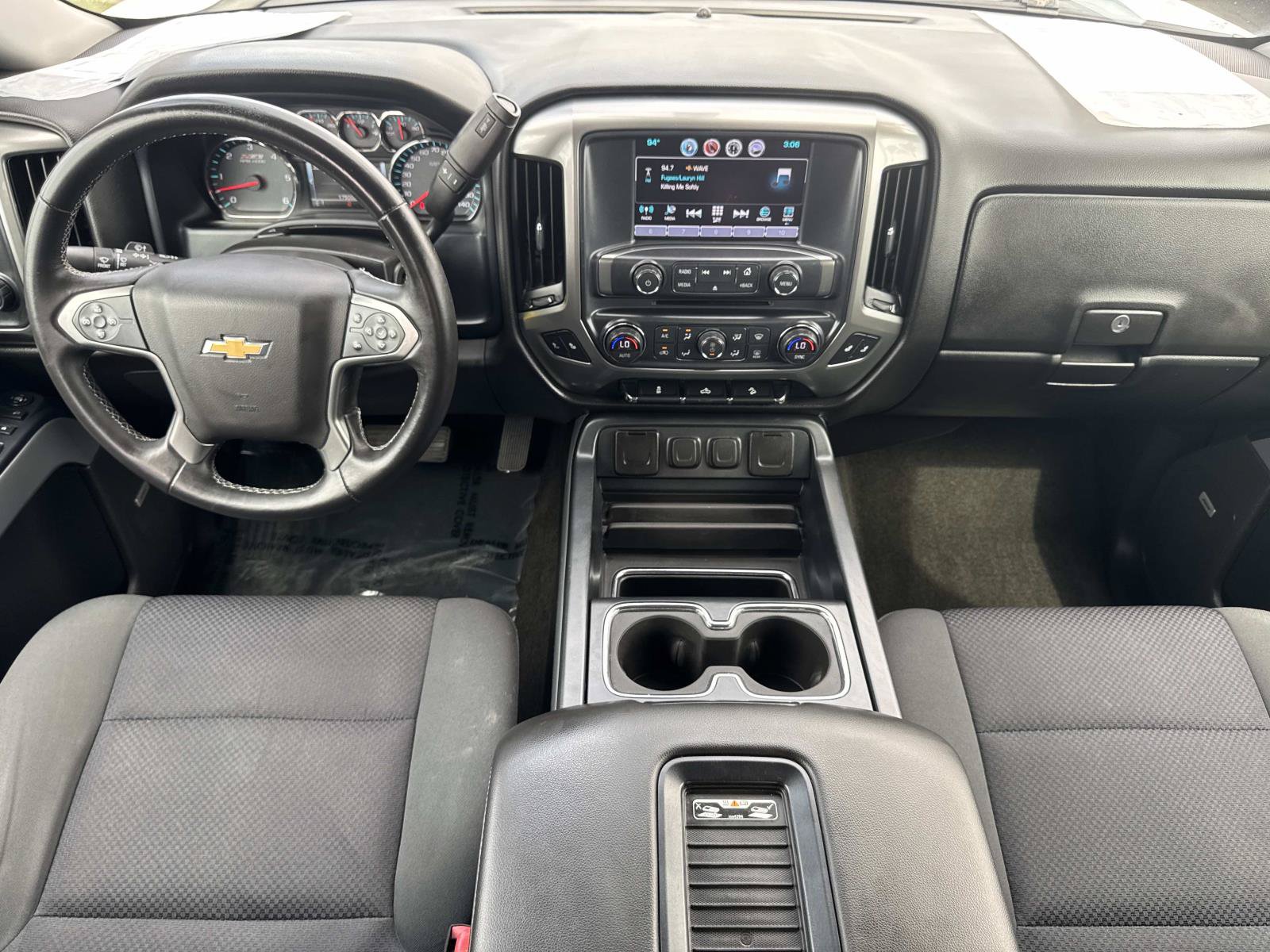 Used 2018 Chevrolet Silverado 1500 LT w/ All Star Edition AWD/4WD image 9