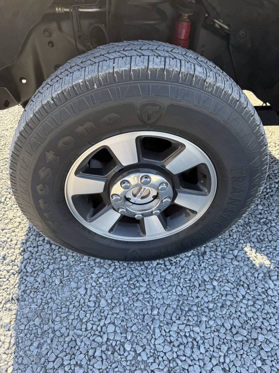 Used 2016 Ford F250 Lariat w/ Lariat Ultimate Package AWD/4WD image 9