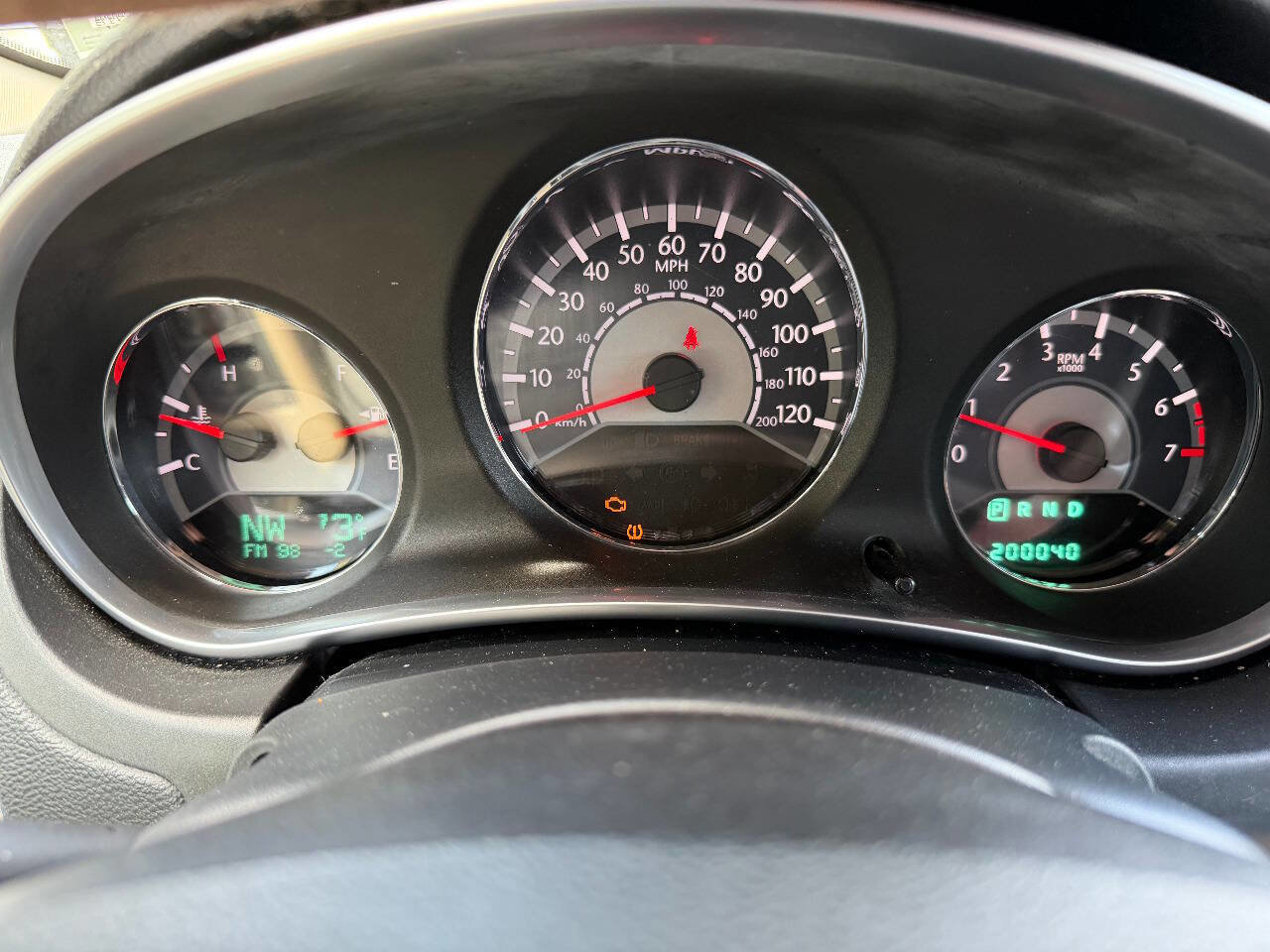 Used 2011 Chrysler 200 Touring FWD image 15
