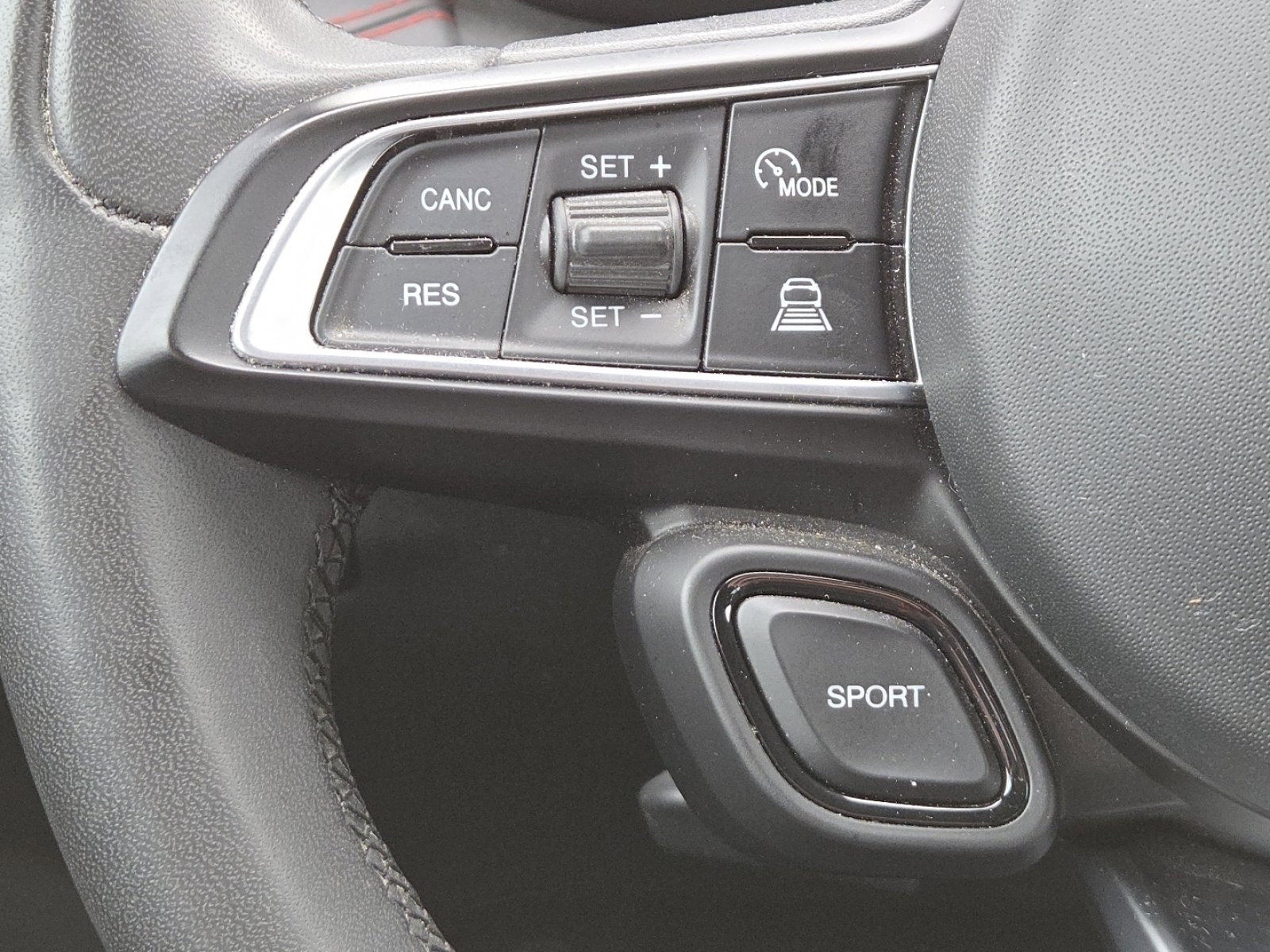 Used 2023 Dodge Hornet GT w/ GT Blacktop Package image 5