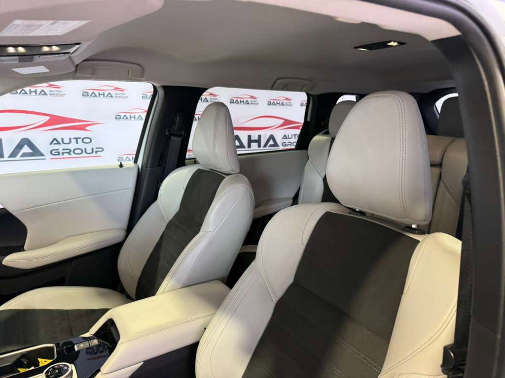 Used 2025 Mitsubishi Outlander Trail Edition image 30