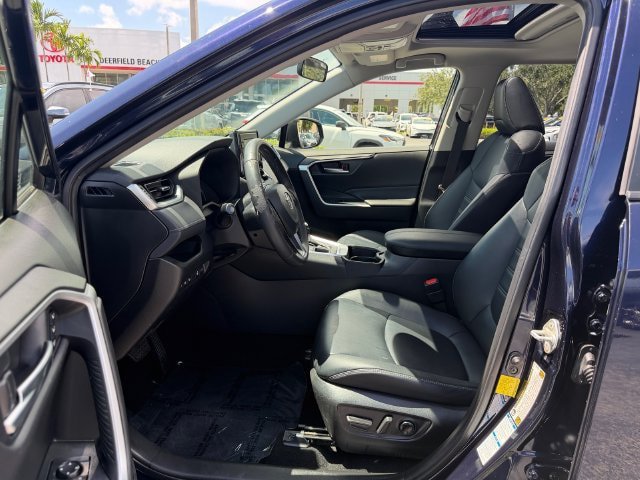 Used 2021 Toyota RAV4 XLE Premium AWD/4WD image 10
