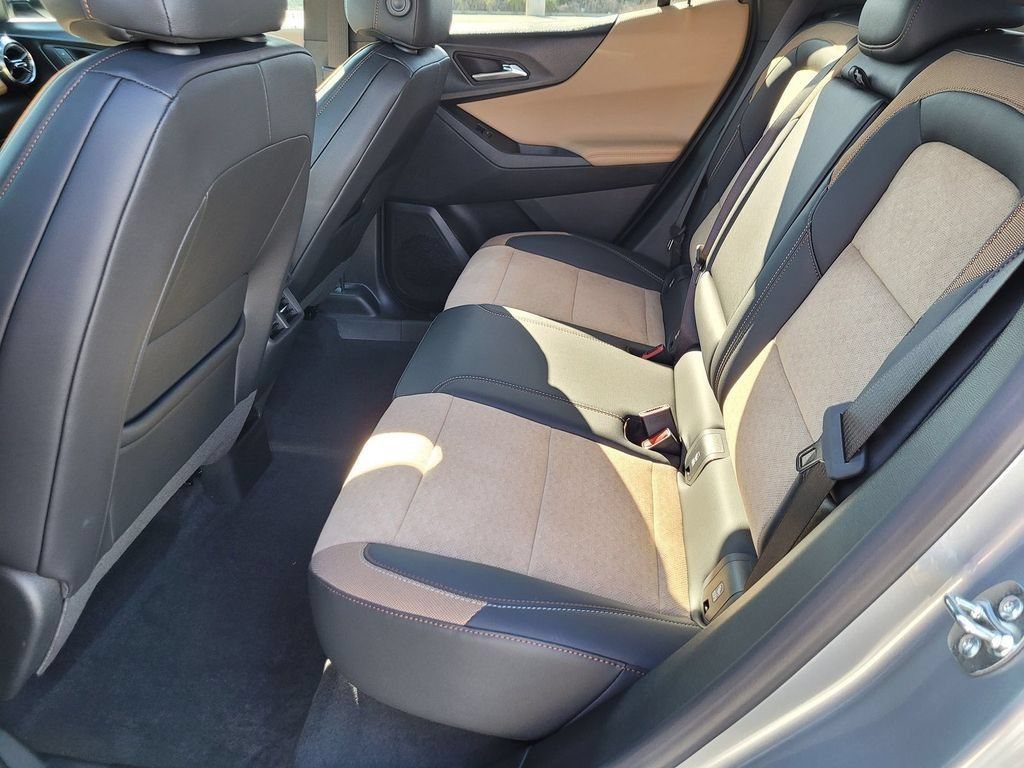 New 2026 Chevrolet Equinox ACTIV AWD/4WD image 8