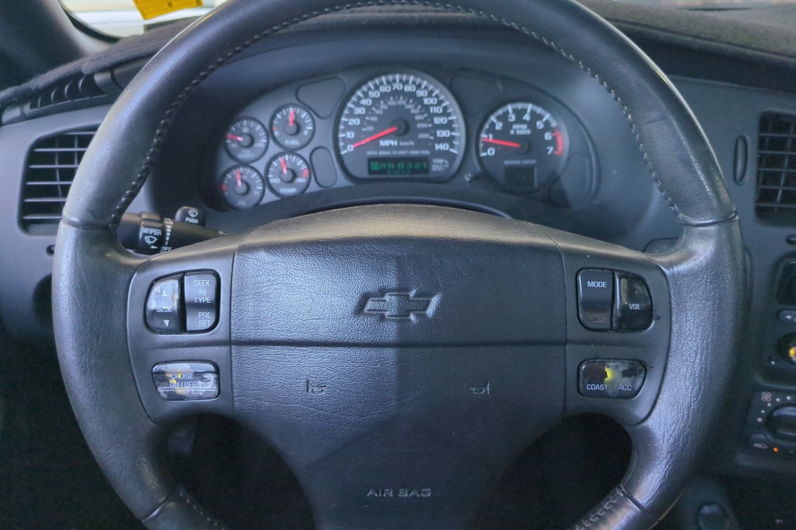 Used 2005 Chevrolet Monte Carlo SS w/ Preferred Equipment Group FWD image 32