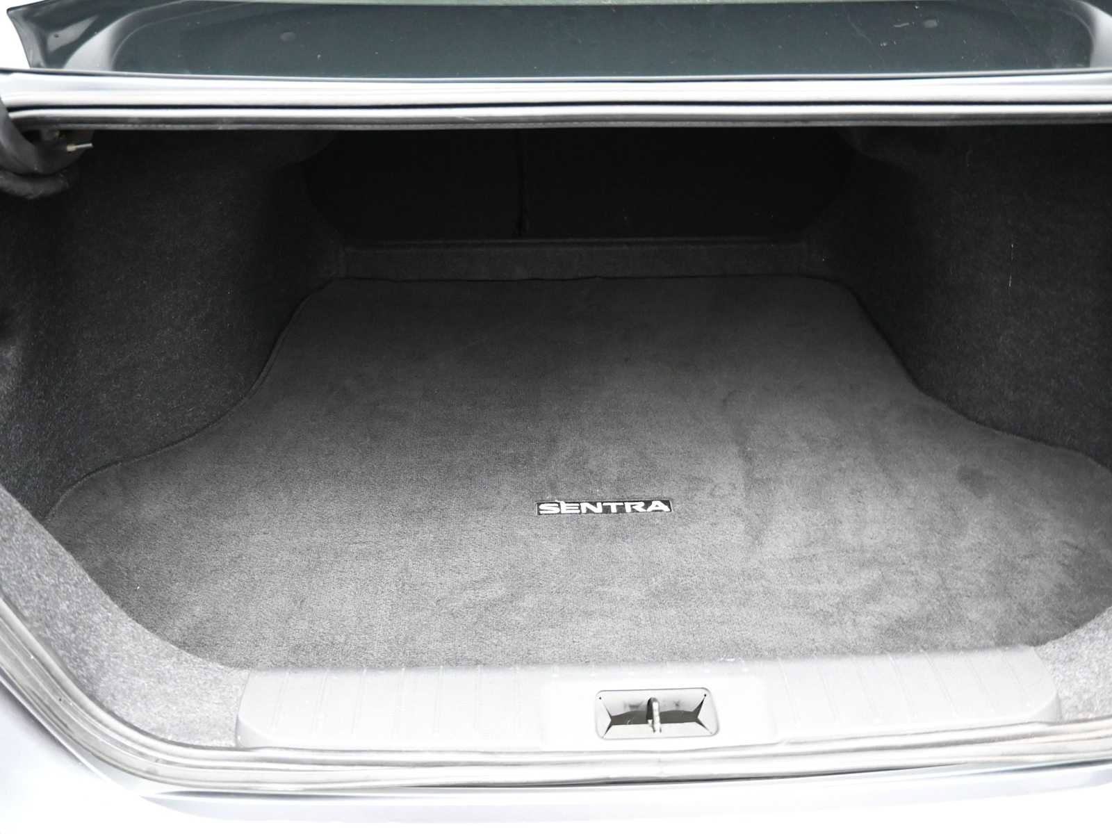 Used 2021 Nissan Sentra SR image 15