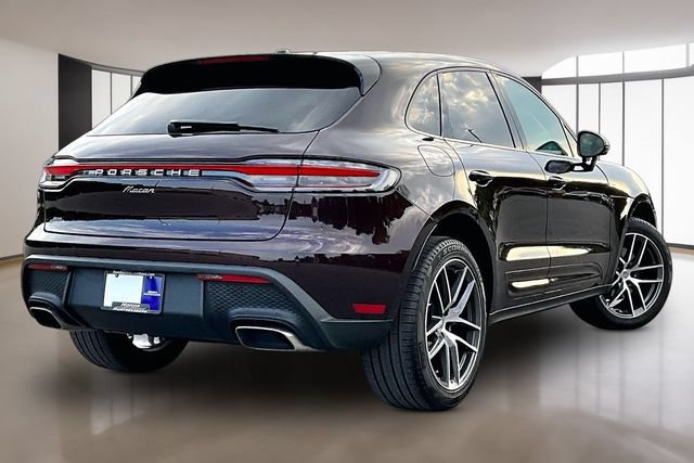 Used 2025 Porsche Macan AWD/4WD image 6