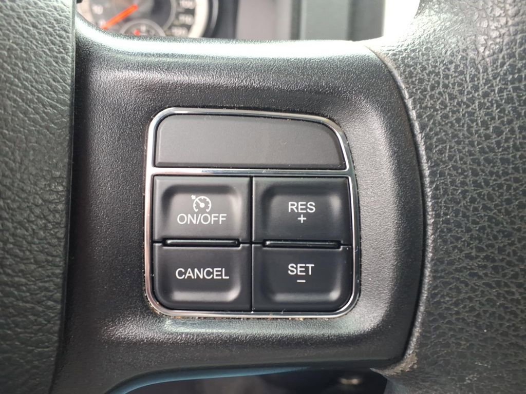 Used 2018 RAM 1500 Classic SLT image 20