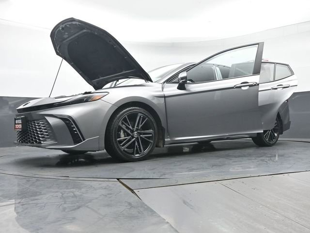 Used 2025 Toyota Camry LE image 44