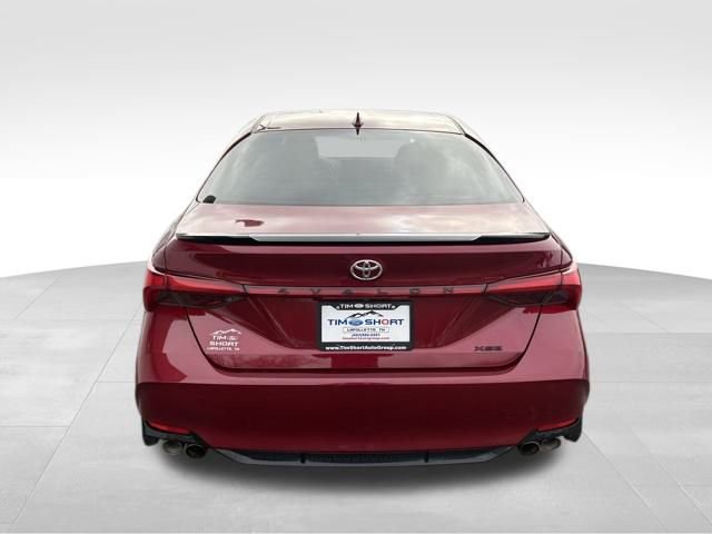 Used 2019 Toyota Avalon XSE image 10
