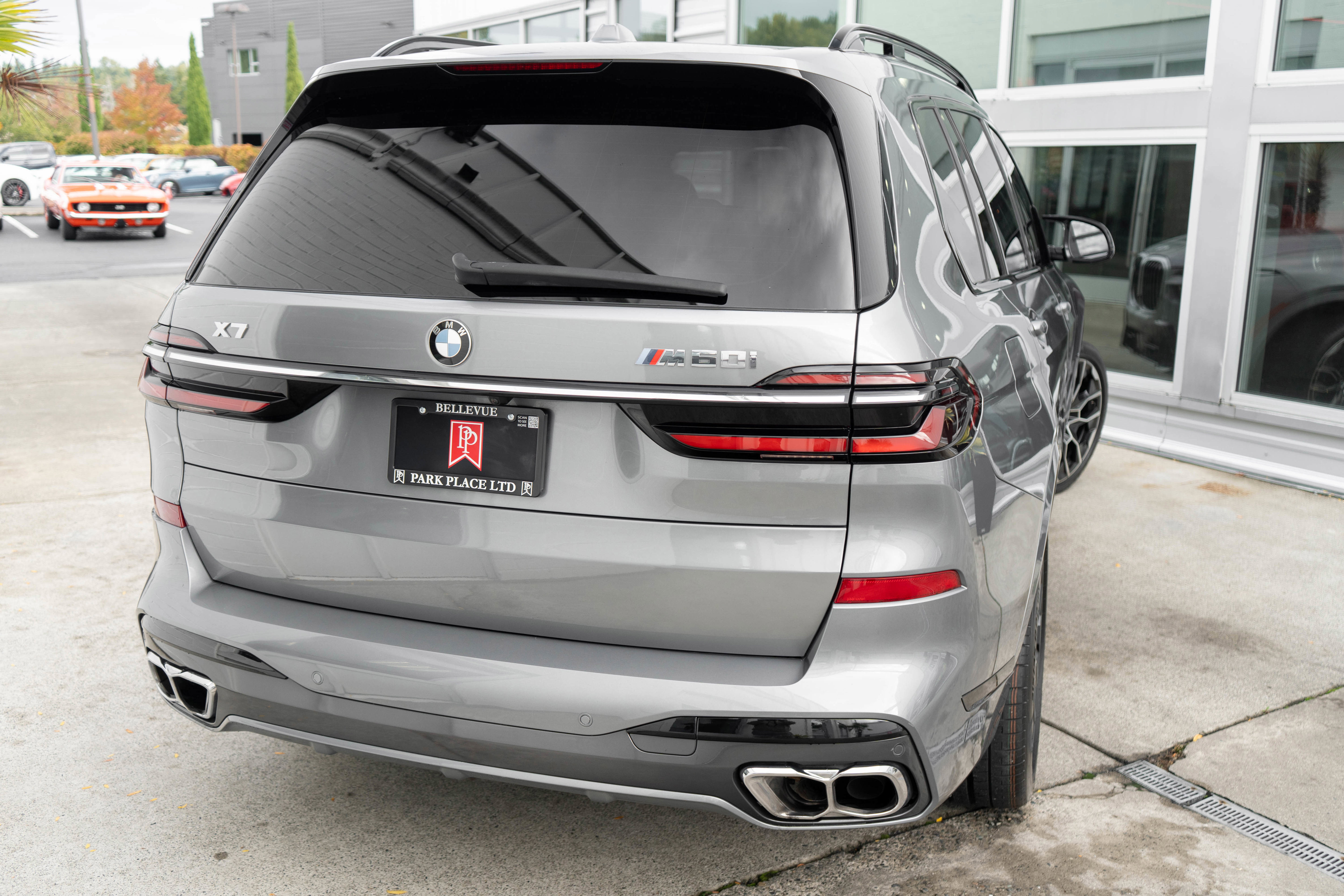 Used 2023 BMW X7 M60i image 6