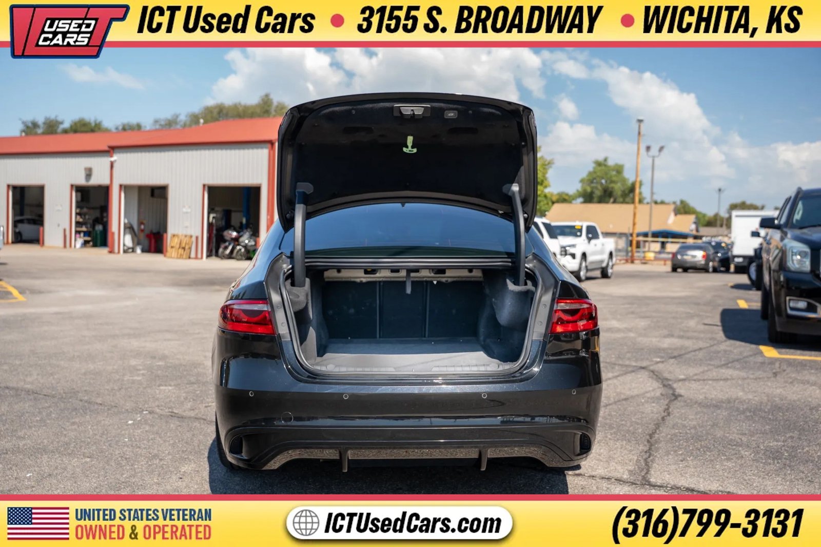 Used 2022 Jaguar XF R-Dynamic SE AWD/4WD image 5