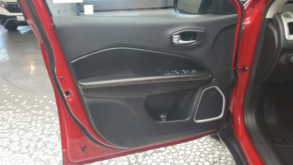 Used 2021 Jeep Compass Sport image 20