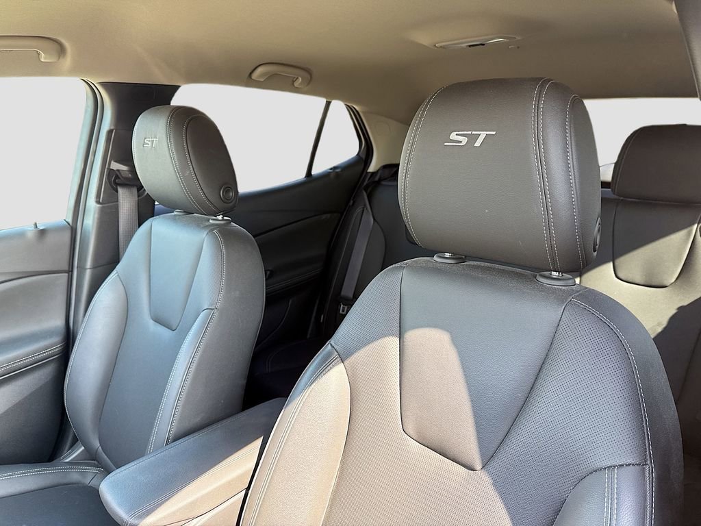 Certified 2024 Buick Encore GX Sport Touring image 12