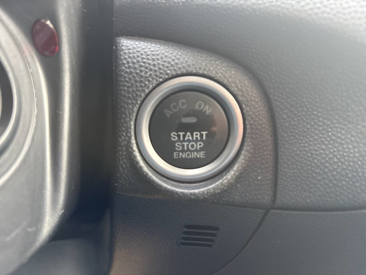 Used 2013 MAZDA MAZDA3 i Grand Touring FWD image 11