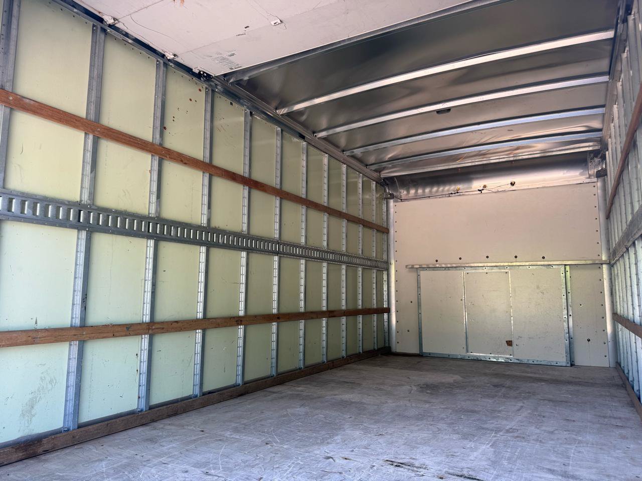 Used 2024 Ford E-350 and Econoline 350 Super Duty w/ Power Windows & Locks Group RWD image 6