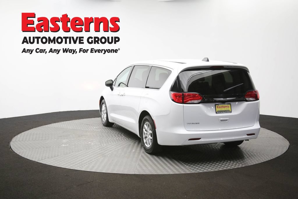 Used 2022 Chrysler Voyager LX FWD image 64