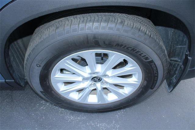 Certified 2024 Toyota Grand Highlander AWD image 8