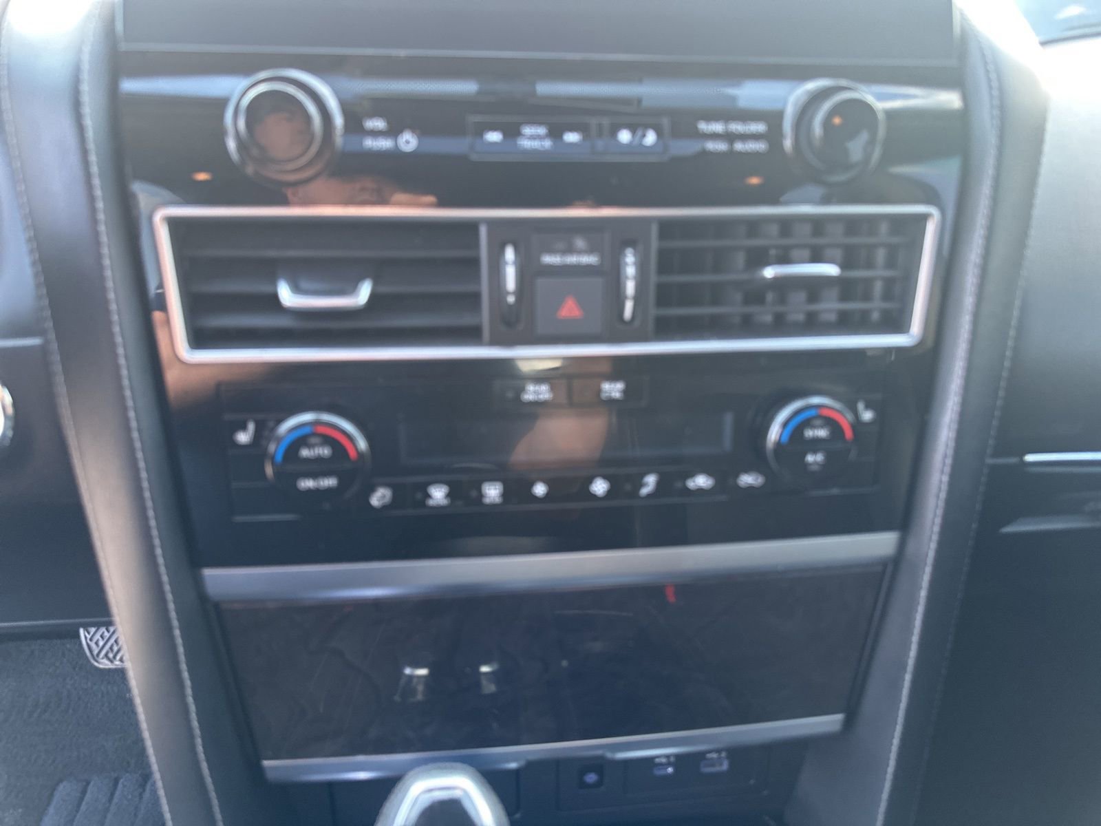 Used 2024 INFINITI QX80 Luxe image 19