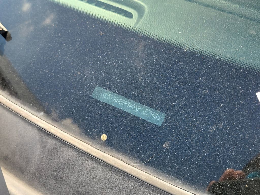 Used 2019 Kia Soul + image 10