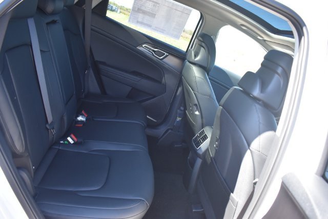 New 2027 Kia Sportage EX FWD image 15