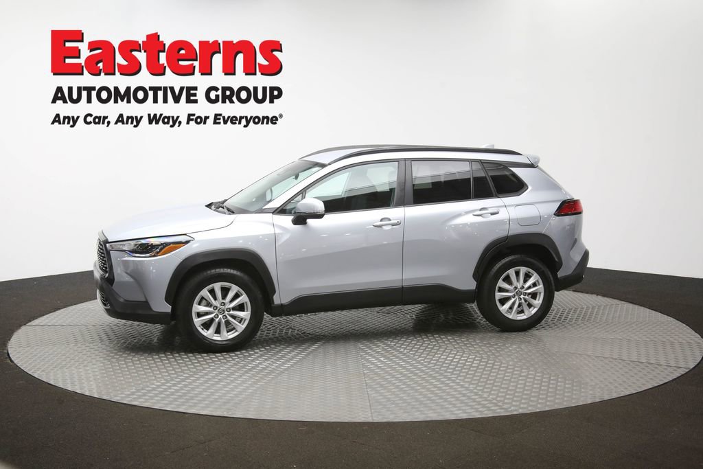 Used 2024 Toyota Corolla Cross LE image 54